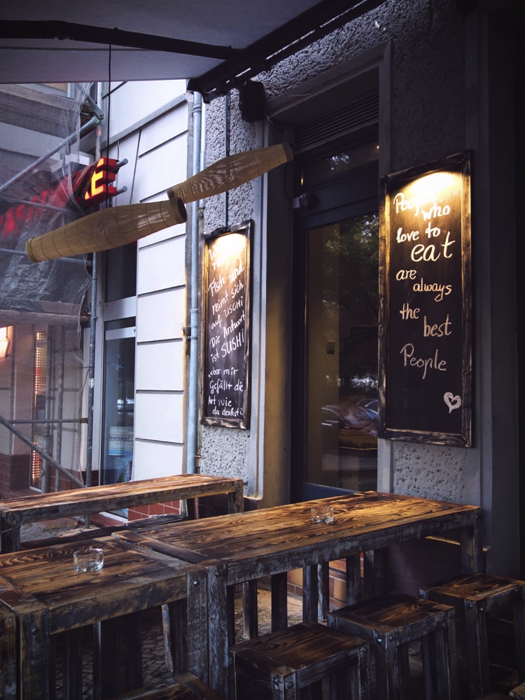 Xigon sett från utsidan