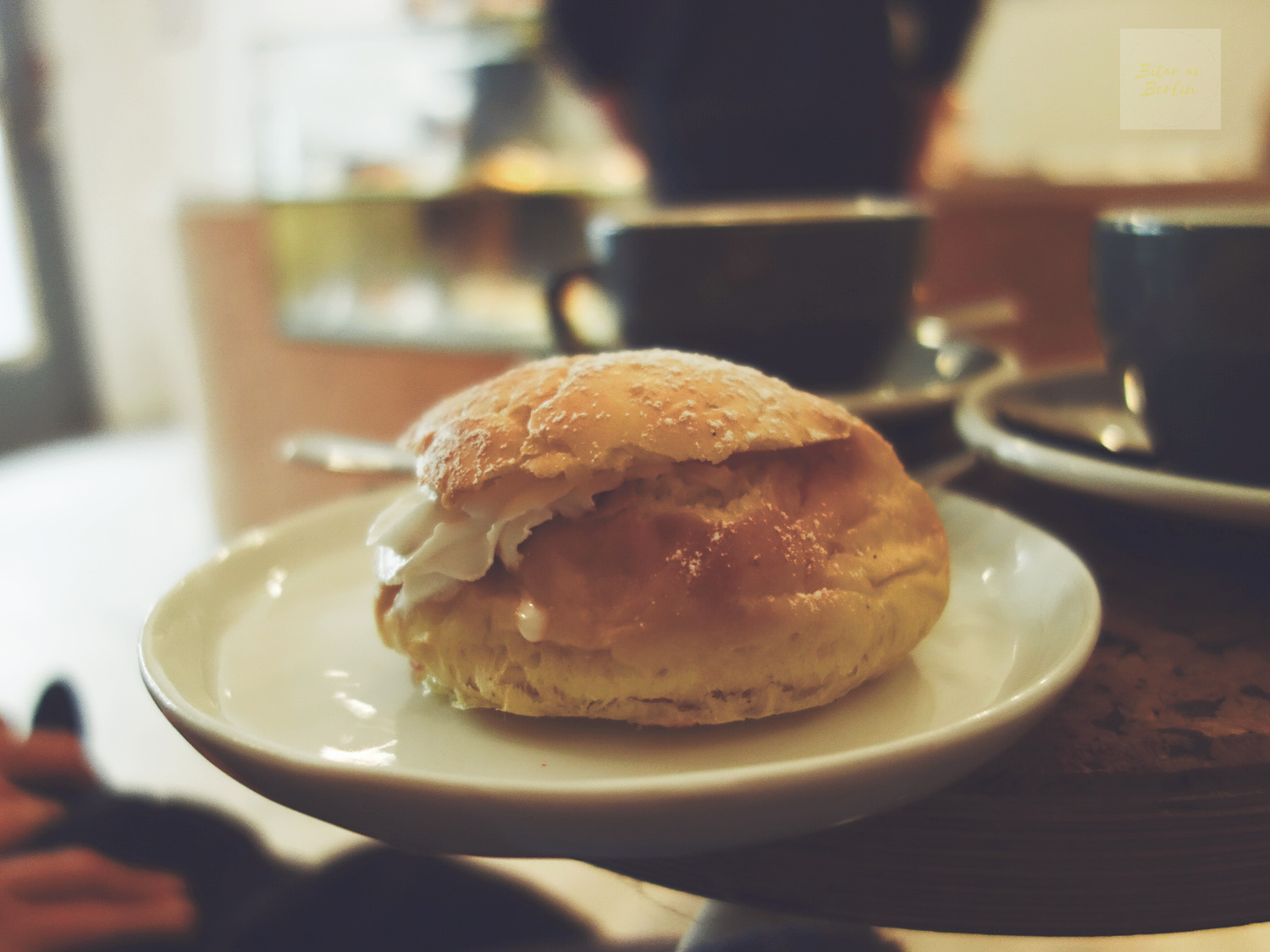 Min ledsna semla. Den lär inte få några modellkontrakt.